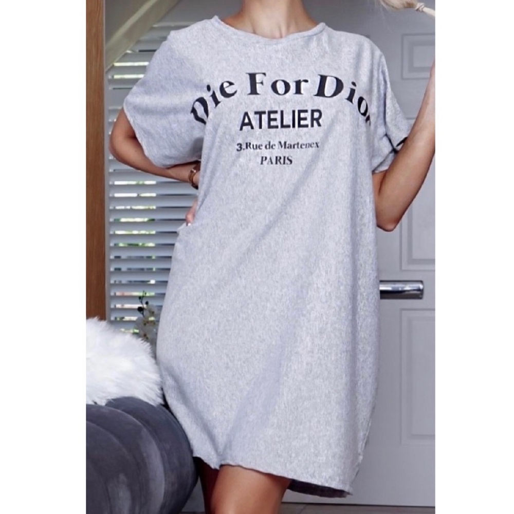 GRAPHIC TSHIRT DRESS